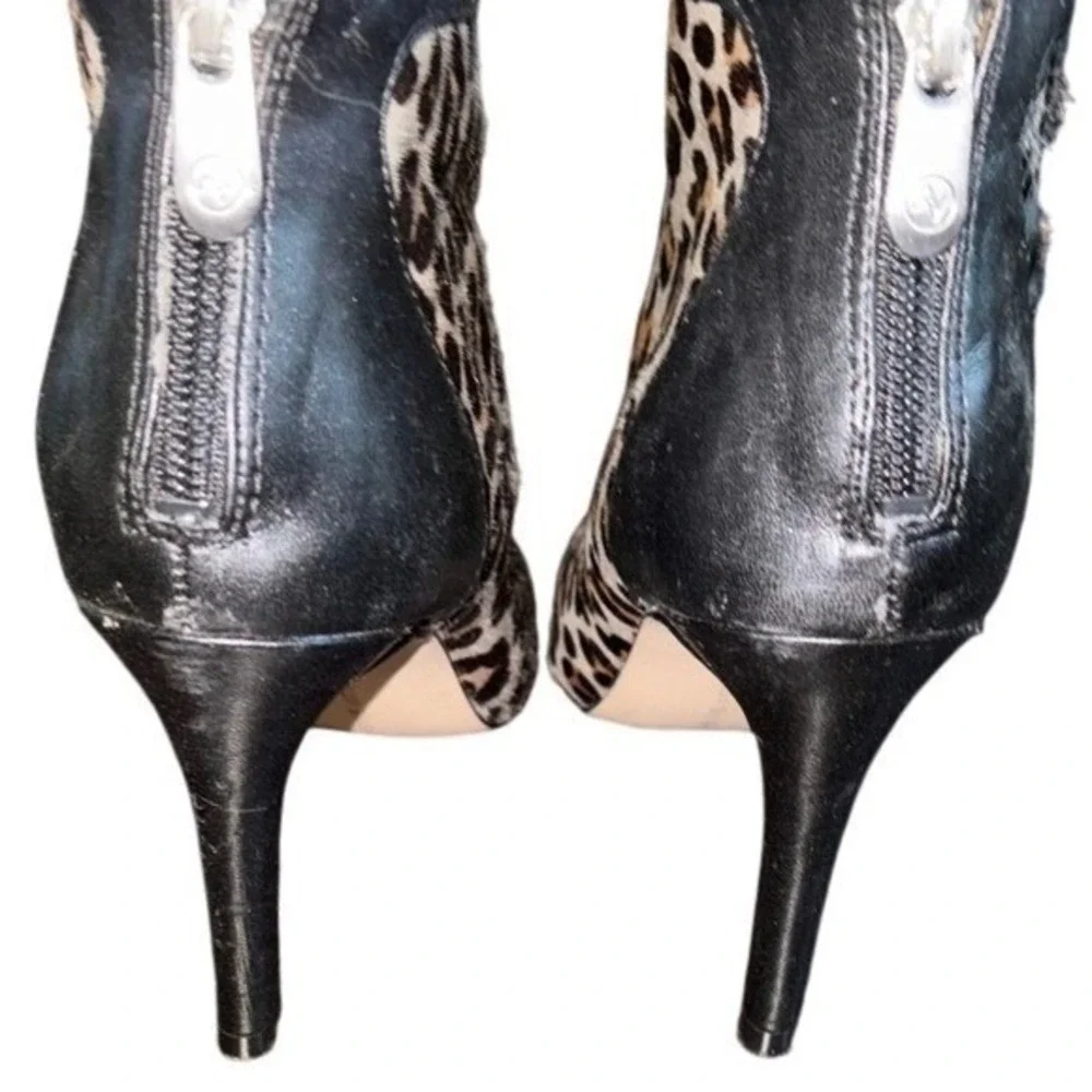 Adrienne Vittadini Sarah Leopard Calf Hair Wedge Booties‎ Women 7.5 Pointed Toe